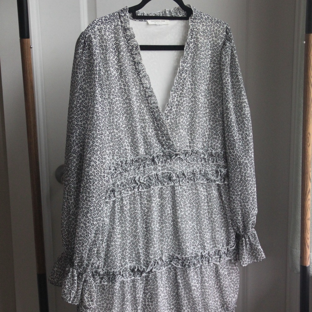 B&W Floral Ruffle Dress
